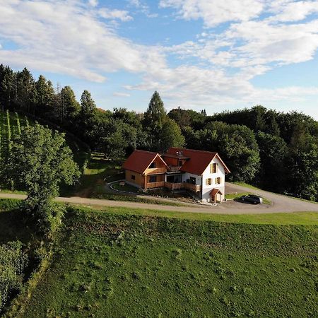 Bauernhof Gschmeidler Sankt Johann im Saggautal ภายนอก รูปภาพ